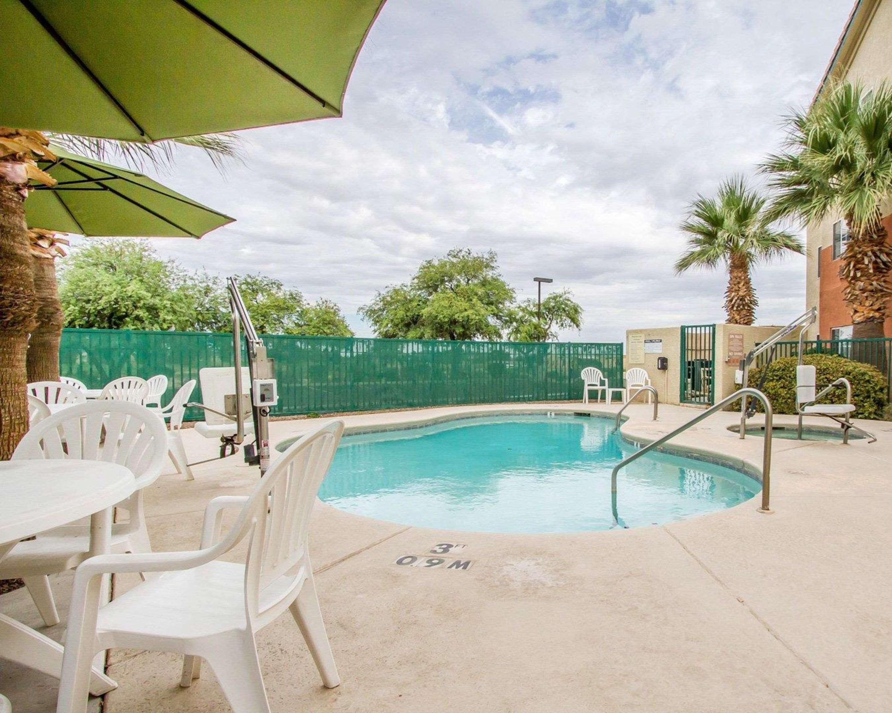 Hotel Comfort & North Tucson Marana