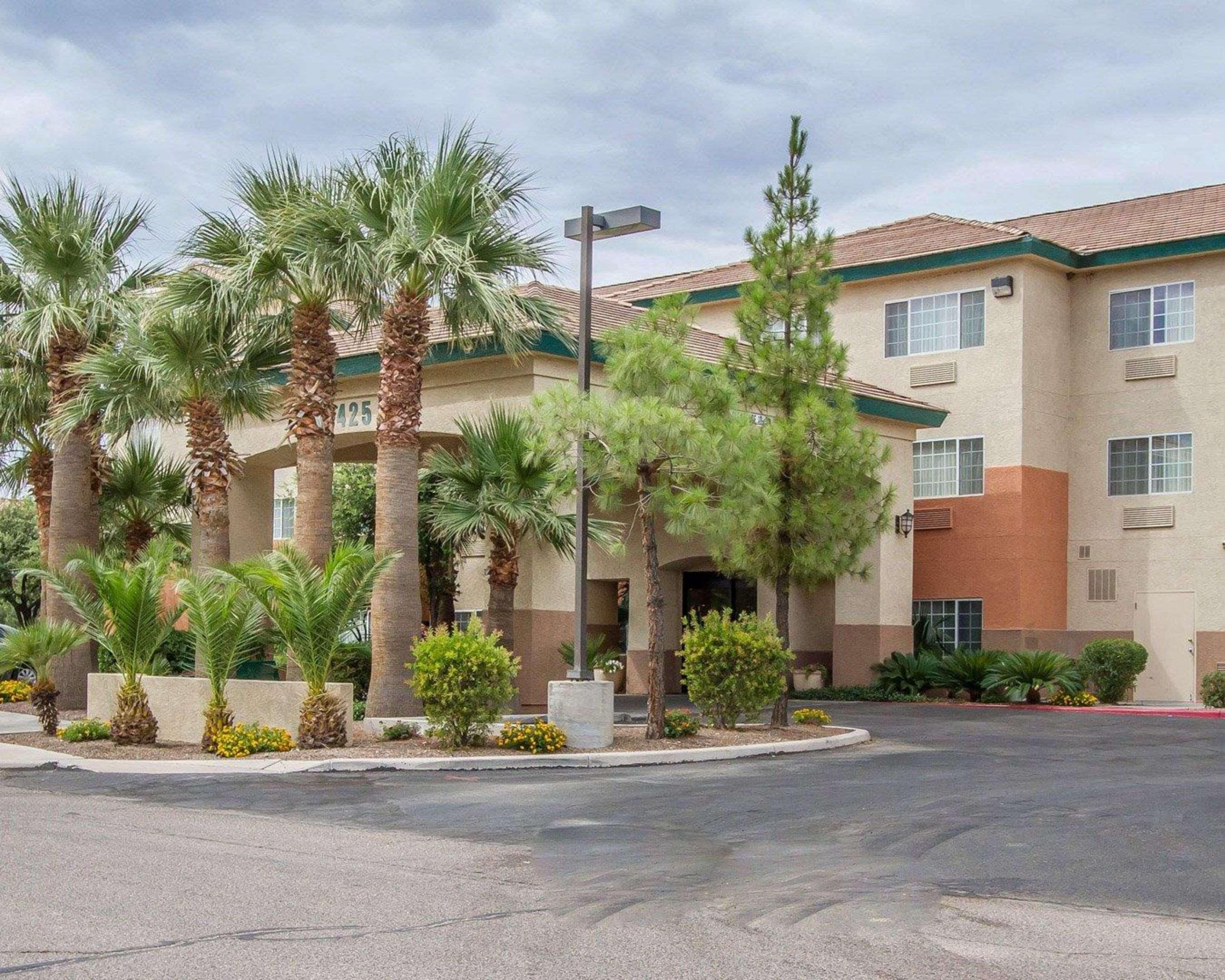 Hotel Comfort & North Tucson Marana 3*
